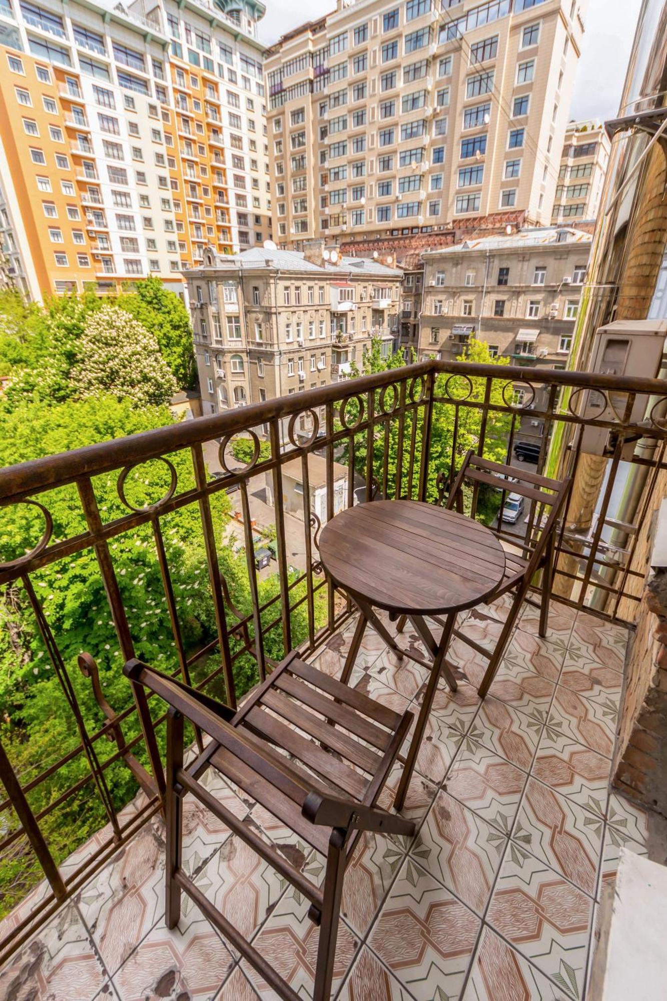 Apartments Near Parus Business Centre Киев Экстерьер фото